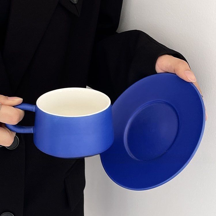 Klein Blue Coffee Cup High-End Exquisite Cup and Saucer Set Home Mug Female Ins Style Handmade Japanese Cup Klein Blue Coffee Cup High-End Exquisite Cup and Saucer Set Home Mug Female Ins Style Handmade Japanese Cup