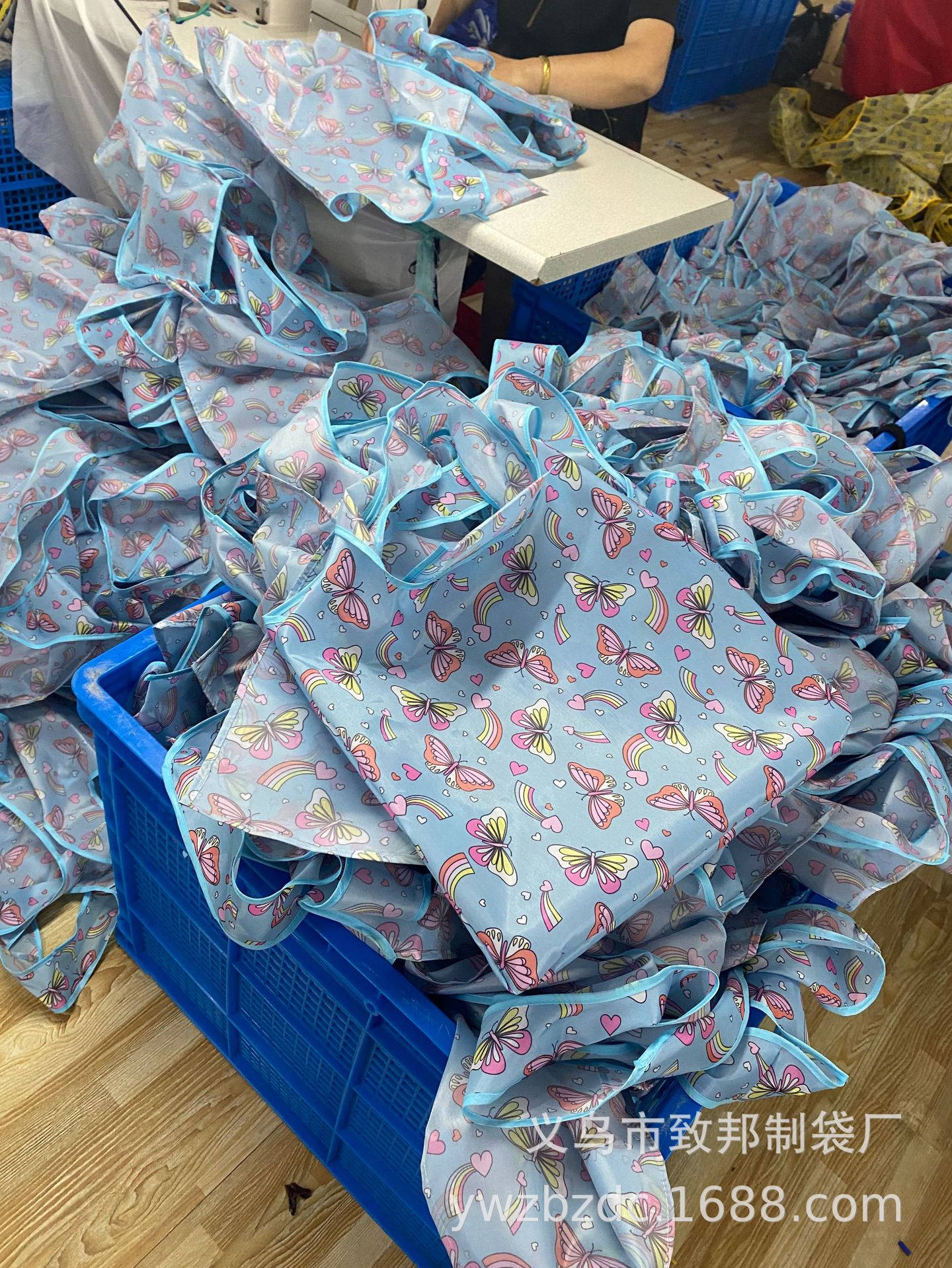 4FFE868D-90DB-42D2-9F58-9255C1