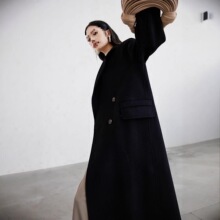 �羳�@���컨����|ͨ�ں�ɫë�ش��� �L���^ϥ�p����ë��������