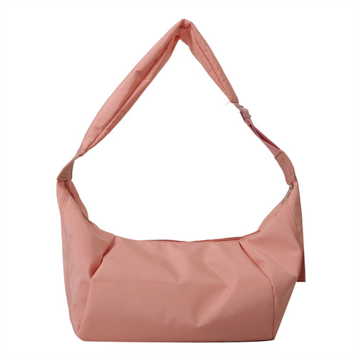 Lifestyle Large Capacity Wide Shoulder Strap Oxford Cloth Bag 2024 Trendy Design Crepe Folded Dumpling Bag Single Shoulder Crossbody Bag for Women