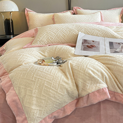 Category A 8 pounds plus thick winter milk velvet four-piece set high weight carved double-sided velvet bed sheet quilt cover Nantong bedding