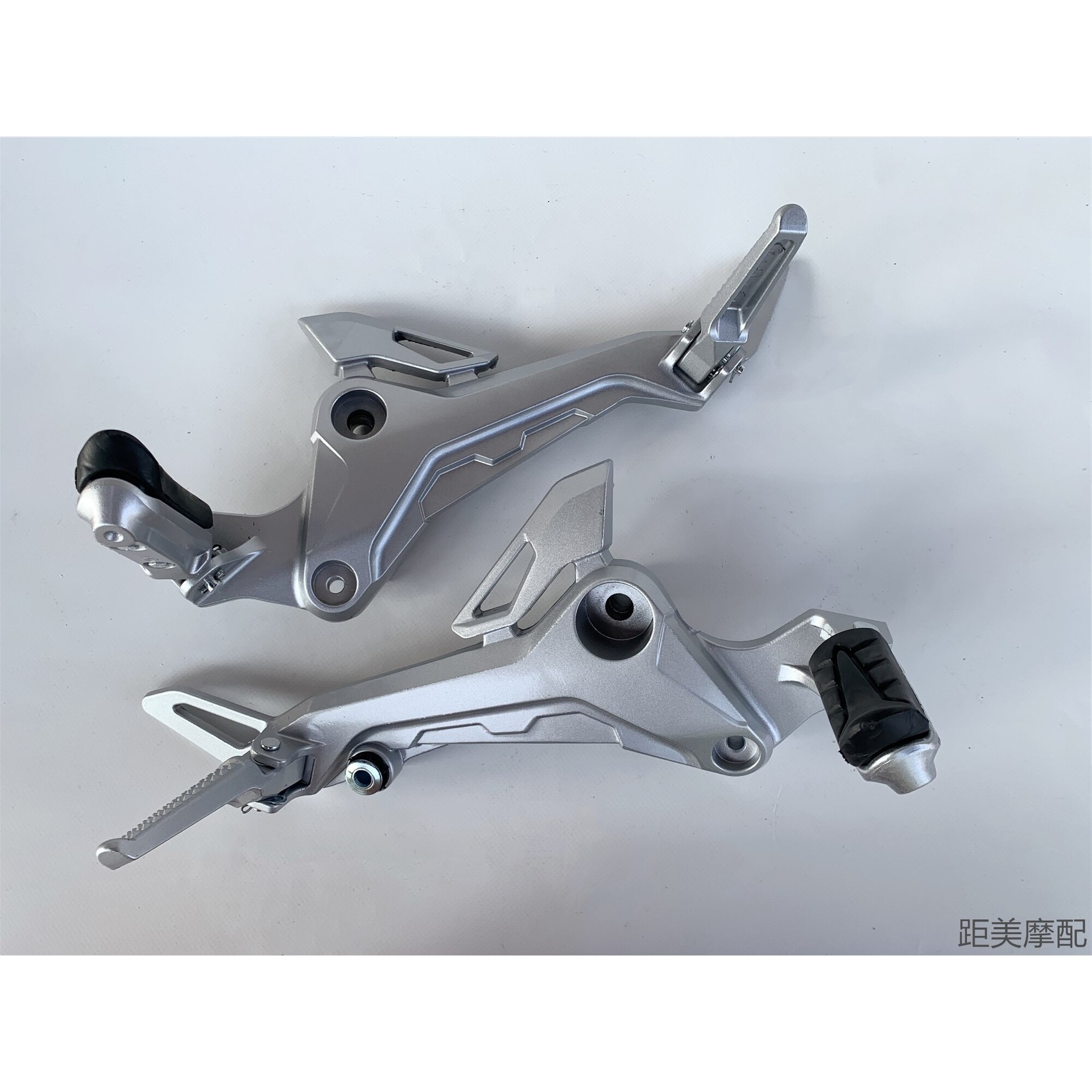 S / F M3 pedales delantero de mono M5M6 pedales de motocicleta eléctrica de muñeca pedales de pie pie de pie