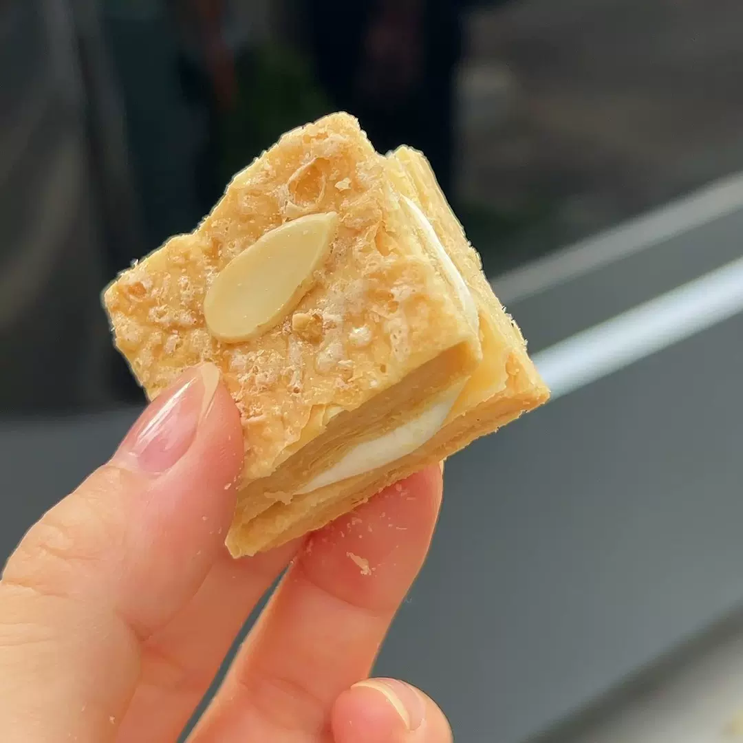 千层夹心酥饼干办公室零食配料干净休闲解馋网红糕点下午茶点心