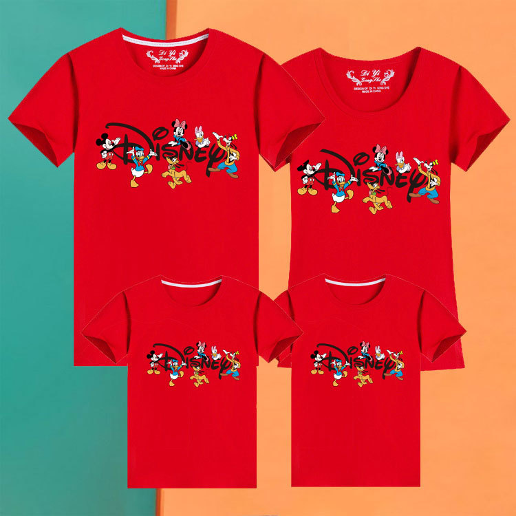 Trendy 2026 new style Mickey Mouse theme park outing photo T-shirt for families of three or four.