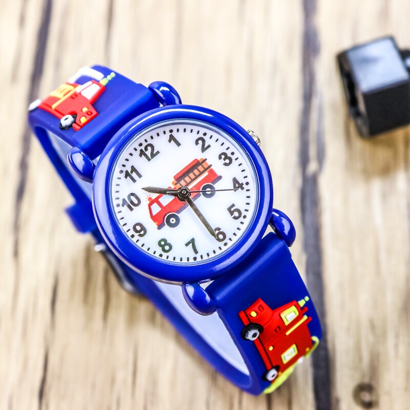 New Fashionable Boys' Waterproof Electronic Watch for Children Aged 3-9, Cute Fire Truck Quartz Watch