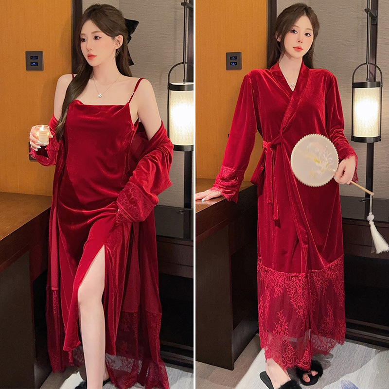 Autumn and Winter Sexy Gold Velvet Sling Nightgown Two-Piece Long Morning Gown Bride Wedding Dress Red Lace Nightgown