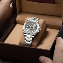 ��ʿ�߶˻���ͧȫ�ԄәCе��r�и߶�������l��ʿƷ�ƾ���ֱ�