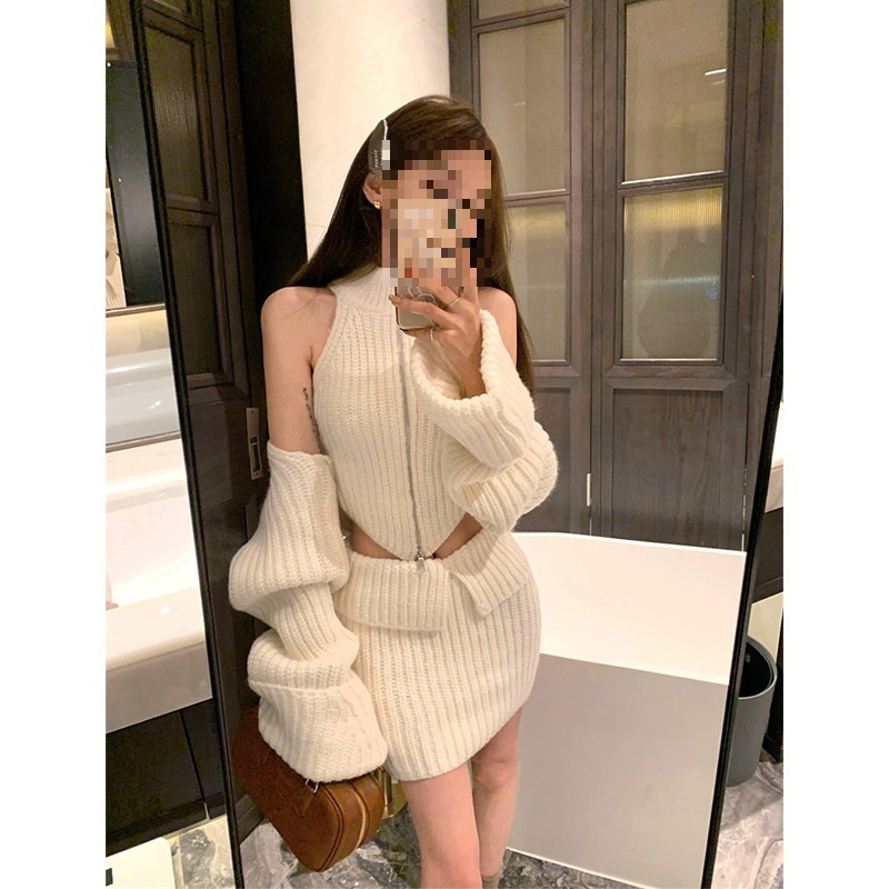 Three-piece set, slimming early spring new style: pure and alluring sweater, relaxed cardigan, vest, and skirt.