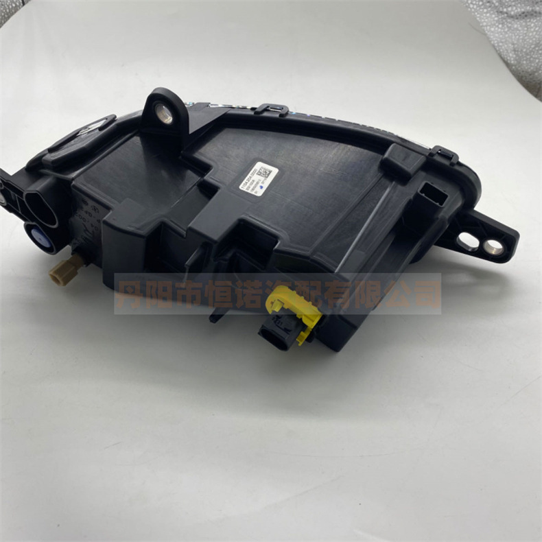 [Hennuo] adaptarse a los camiones Xinguo seis VOL FM420FM460 montaje de lámpara de niebla al por mayor proveedor directo de clientes