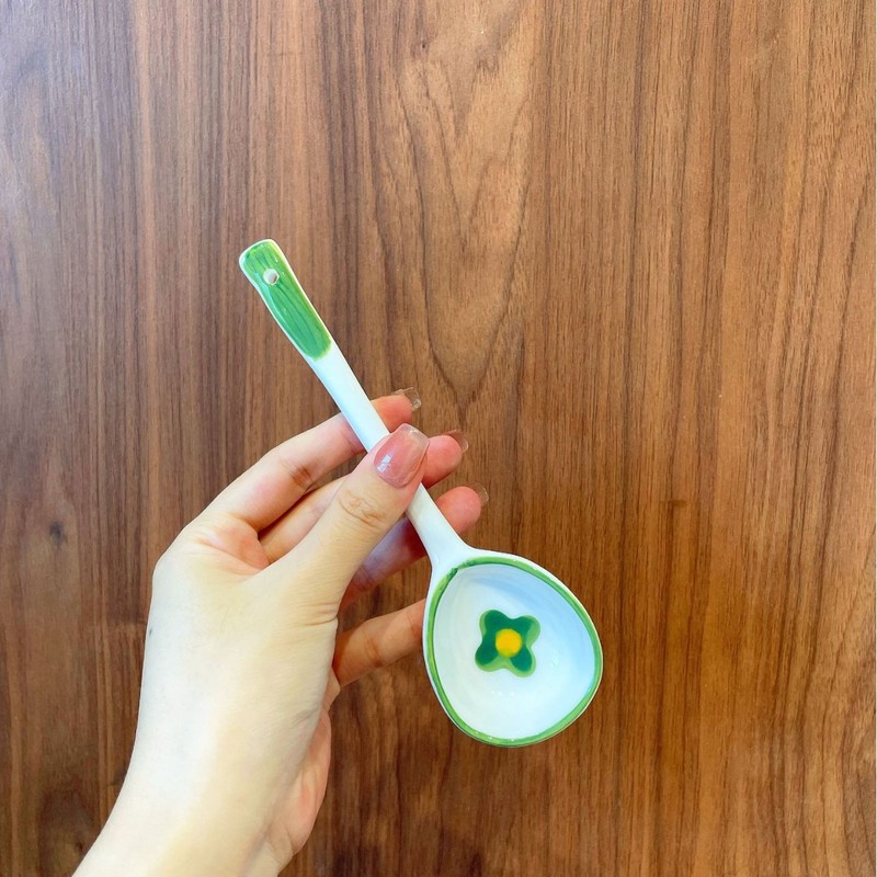 Ins风少女心かわいいセラミックスプーン家庭用赤ちゃんお食事スプーン高颜値デザートスプーンヨーグルトオート麦スプーン|undefined