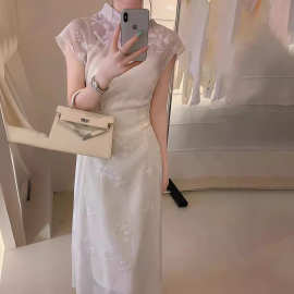 新中式国风白色改良旗袍年轻款2024新款高级感小众设计连衣裙女夏
