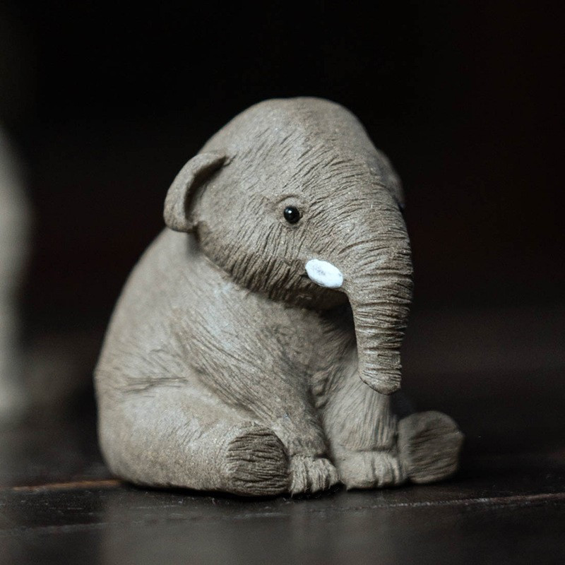 Yixing mina de arena púrpura de barro elefante pequeño té té mesas de té jugar pequeños adornos elefante pequeño