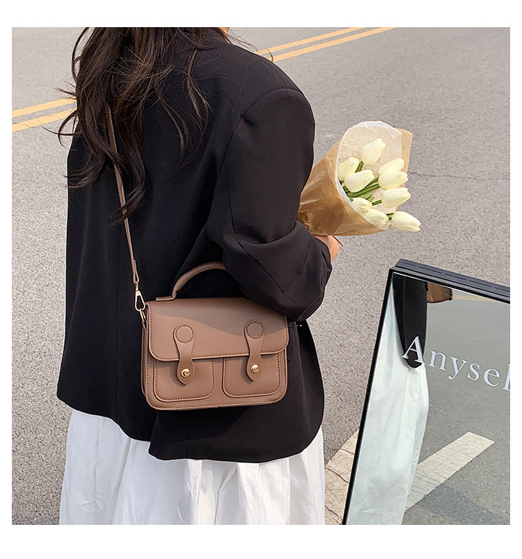 Women's Small Pu Leather Geometric Elegant Zipper Square Bag display picture 6