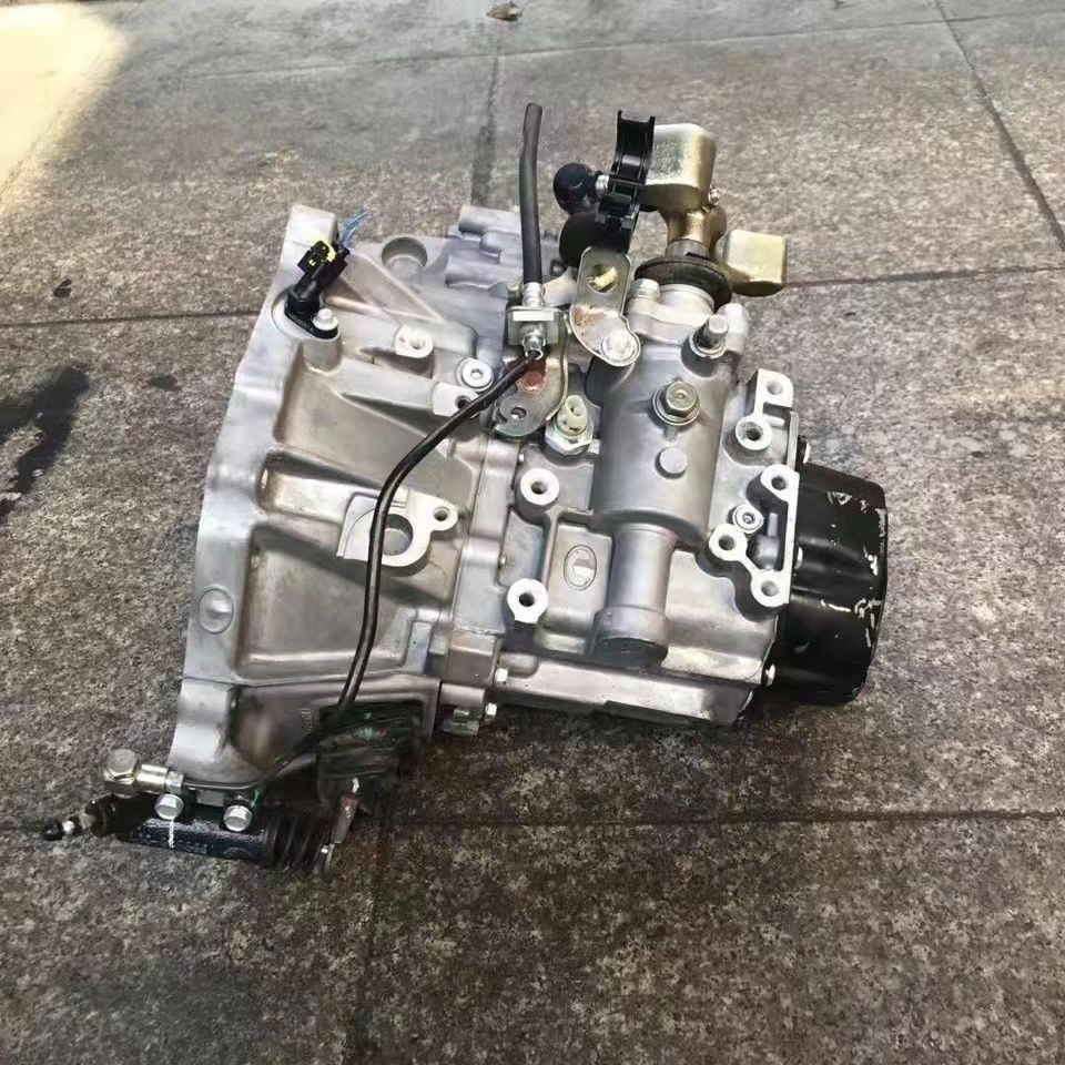 Great Wall M4 M2 Tengyi C30 C50 V80 Xuanli 1.51.3 Haval H6 4G15 manual transmission