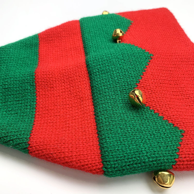 Gestrickte Mütze mit Haarballen und Glocke für warme Wintertage_voghion.com