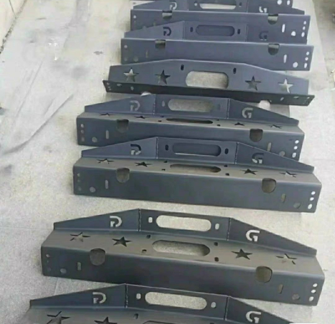 FJ陆巡霸道3400普拉多LC150穿越者LC120电动绞盘内置安装托架支架