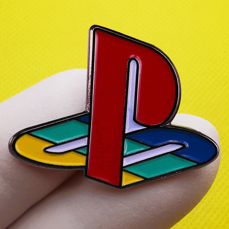 PlayStation game machine brooch Japan Nintendo game metal alloy paint enamel badge