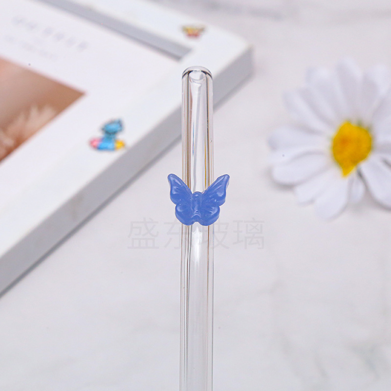 Nueva mariposa de color de paja de vidrio resistente al calor anti-escaldadura anti-lápiz labial multicolor opcional no desechable estilo de niña