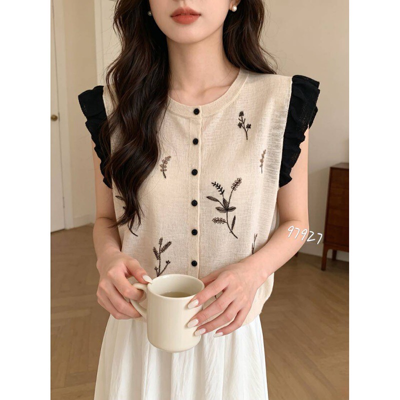 2026 Summer New Fashion Round Neck Sleeveless Heavy Embroidery Blouse Women's Loose Slimming Versatile Knit Cardigan