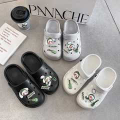 2024 New Couple Hole Shoes Women Cartoon Summer Outer Wear Thick Sole Anti-Slip Couple Squeaky Feeling Eva Slippers