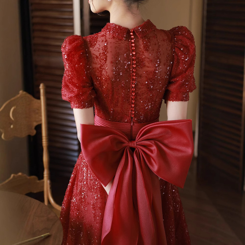 Red Dress for the Bride, Suitable for Engagement Ceremonies, Elegant and Graceful, Perfect for Petite Figures, Suitable for Homecoming Celebrations