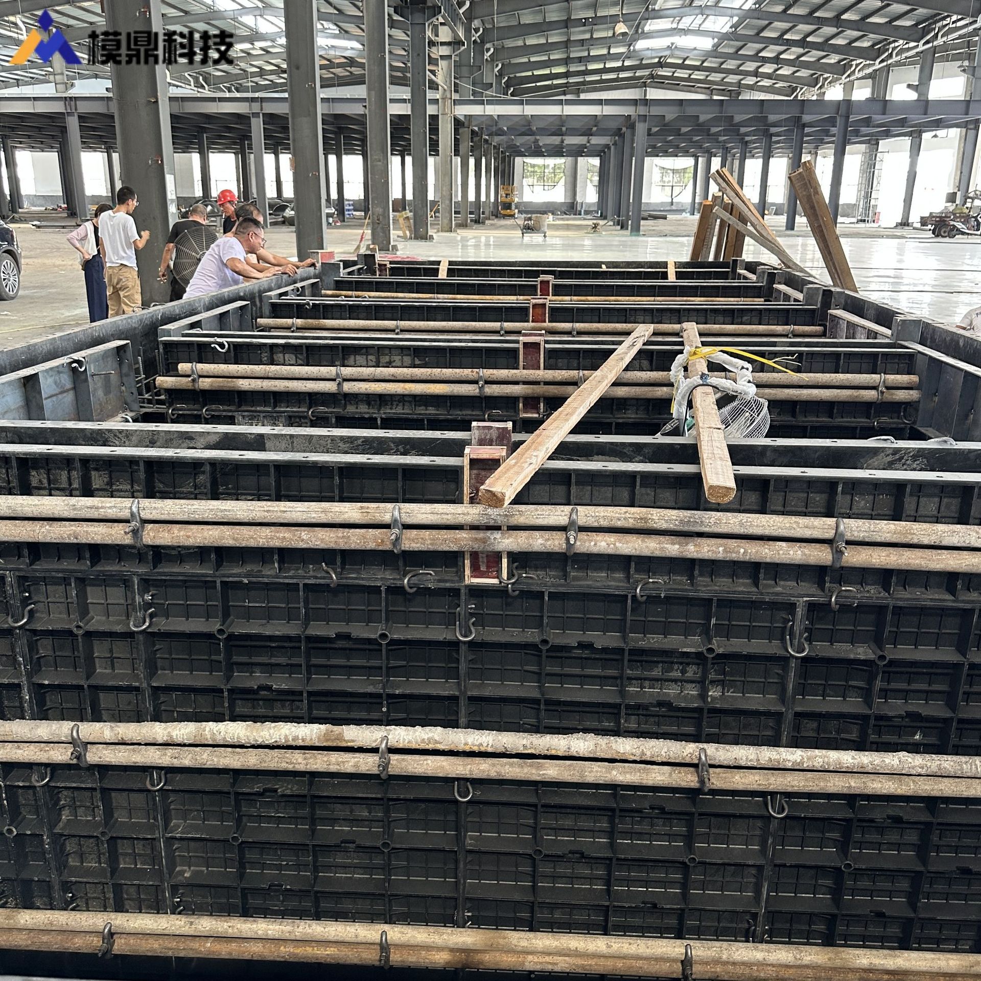 新型塑料模板  工地专业塑钢模板  质轻、性价比高、快捷