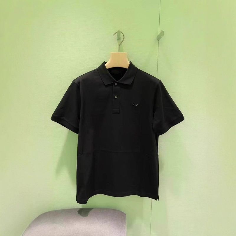 High-Quality In-Stock Polo Shirt with Cotton Trim and Triangle Logo, Trendy and Versatile High-Quality In-Stock Polo Shirt with Cotton Trim and Triangle Logo, Trendy and Versatile