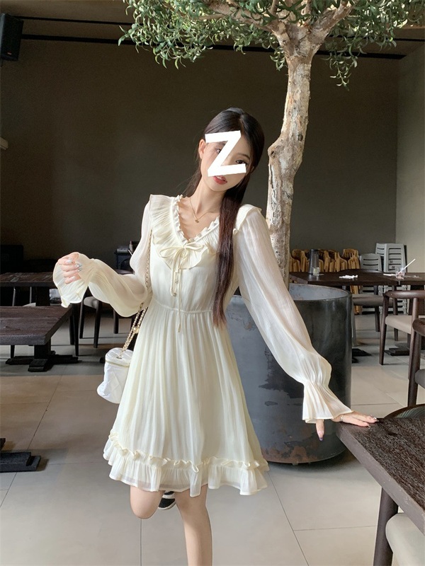 温柔风V领系带长袖连衣裙女木耳边春秋新款法式气质显瘦边小白裙|undefined