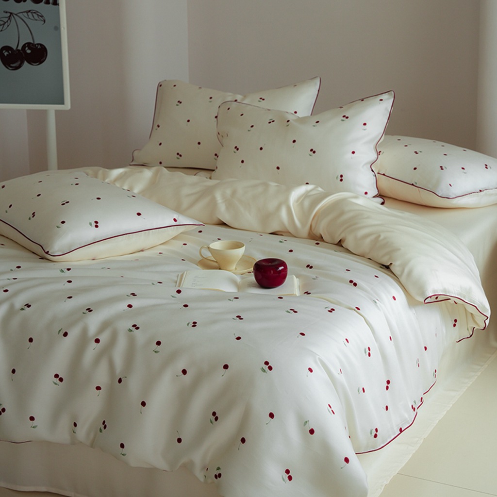 60-count Austrian Lenzing Tencel Four-piece Set, Playful Little Cherry Design Girls, Double-sided Ice Silk Cool Bedding_voghion.com