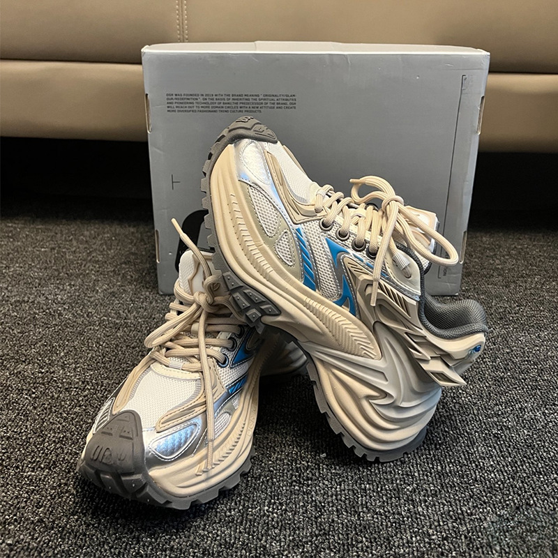 Zhao Lusin alkuperäisestä Rattlesnake-tuotteesta, hitaasti juokseva isä, naisille kesällä, hengittävä, pituutta kasvattava, paksupohjainen, rento pariskunta._voghion.com