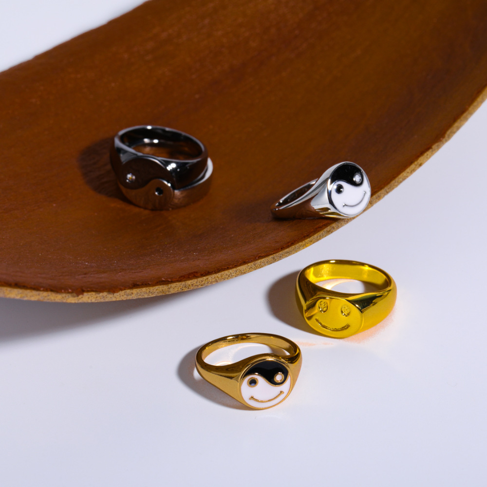 Fashion Smiley Face Copper Plating Rings