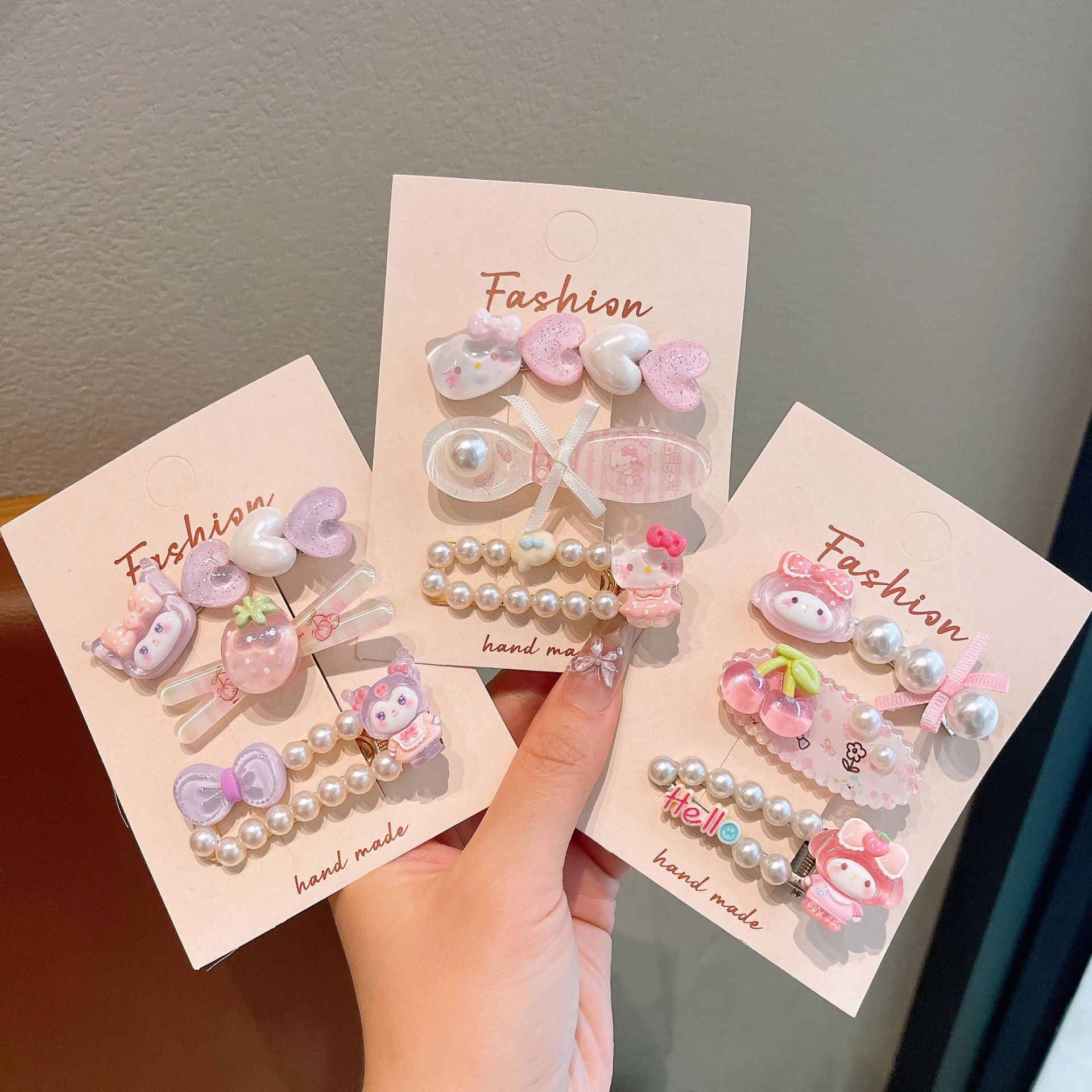 Nuevos clips de cabello de dibujos animados para niños lindos corazones de chicas perlas diamantes buises curiosos conejos gatos adornos de cabello lateral