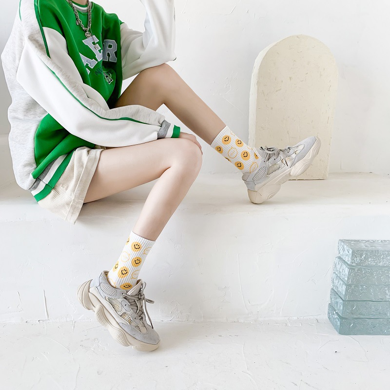 44g Weight Socks Classification Socks Lingerie Type Cotton Fabric Type A Pair Quantity Daily Occasion Smile Face Pattern Winter, Autumn Season Women's Gender Simple Style Style Women's Simple Style Smile Face Cotton Crew Socks A Pair 6