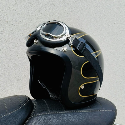 Motosiklet kaskı (dəbilqə) — Helmet Dropshipping - bright-black-flower-pilot-glasses-s