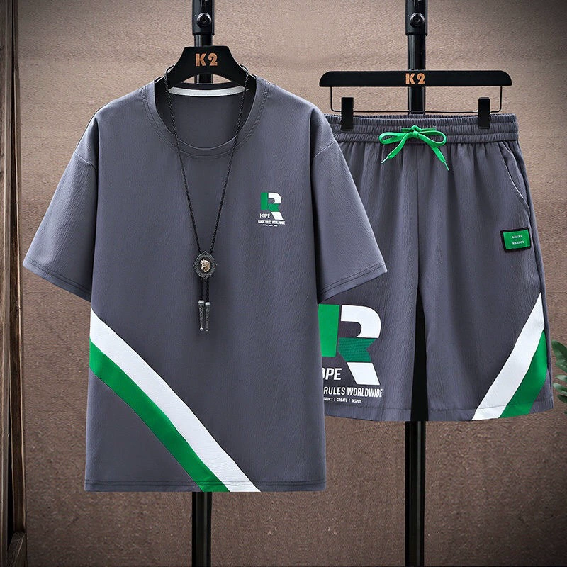 Новый короткий рукав свободный повседневный удобный спортивный набор весной и летом с красивым мужским набором одежды из двух частей
