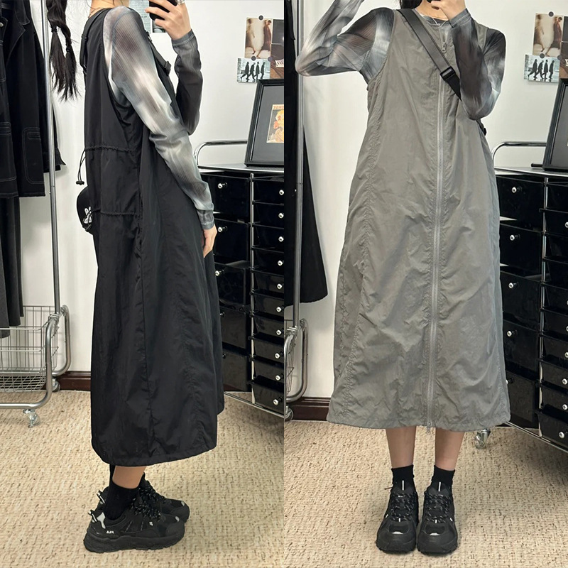 Mountain-Style Black Workwear Vest Dress for Women, Autumn Dress, Slightly Chubby Waist-Cinching Dress, Plus-Size Dress, Slimming Suspender Dress for Plus-Size Women