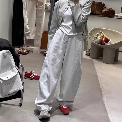 Gray-White Cropped Denim Jeans for Women, 2025 Spring/Summer Collection: Plus-Size, High-Waisted, Loose-Fit, Slimming Design with Wide Legs