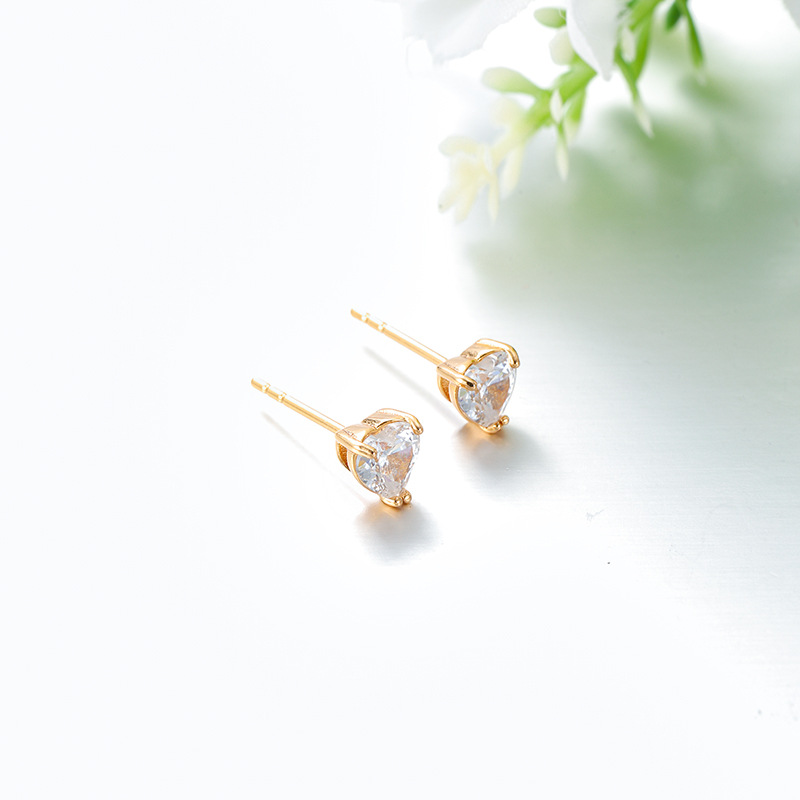 Xuping simple y compacto amor simple orejetas de zircón diarias fáciles de usar orejetos de viaje clásicos temperamento orejetos al por mayor mujeres