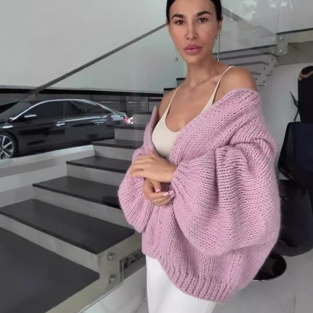 2024 otoño nuevo Europa y América Amazon transfronteriza explosión de ropa de mujer de color sólido perezoso corto delgado cardigan de punto