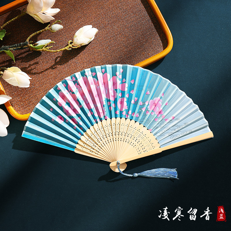 Ventilador plegable de verano, estilo chino, Hanfu, cheongsam, baile para niños, ventilador de estilo antiguo, ventilador de bambú plegable portátil