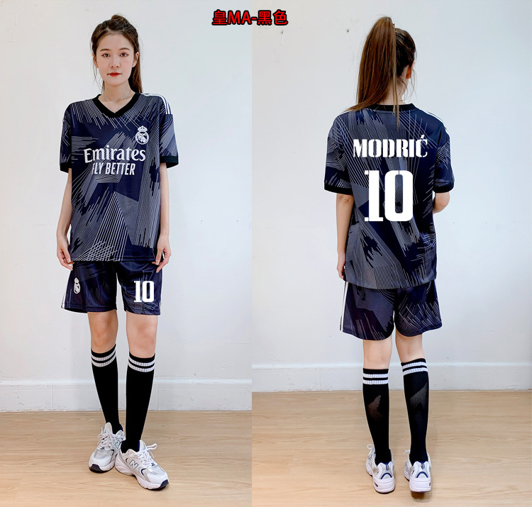 22-23 Huang MA Black 10 Modric