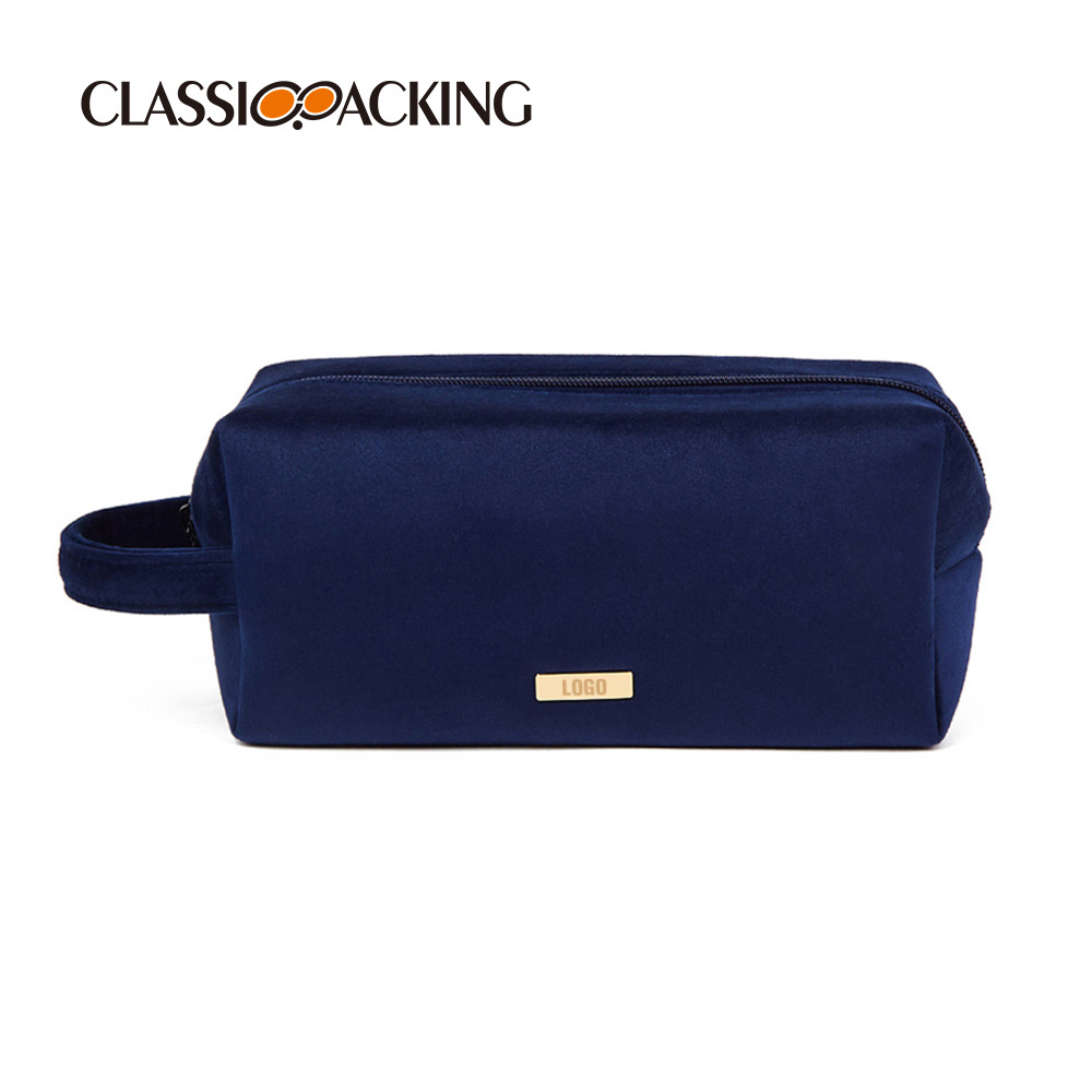 Diseño de fábrica al por mayor bolsa de cosméticos Luz de lujo material de franela producto de cuidado de la piel bolsa de almacenamiento simple bolsa de almacenamiento de lavado portátil