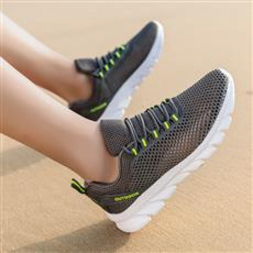 Men's 2025 Spring New Trend Couple's Hollow Shoes Outdoor Water Shoes Fashion Sandals Large Mesh Shoes