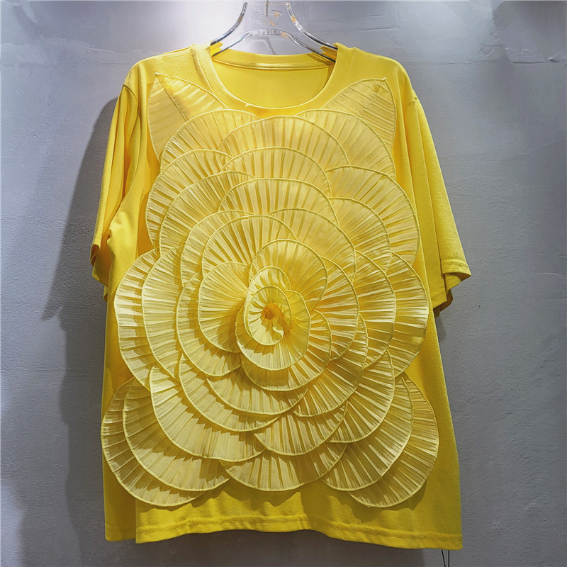 Diseño estereoscópico gran flor camiseta de manga corta para mujeres verano 2026 nuevo temperamento suelto para mujeres