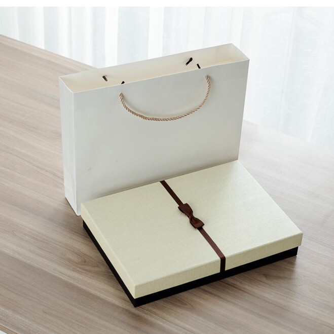 Gift box empty box cover shirt scarf gift box pajamas warm inner clothes photo frame packaging box logo printing