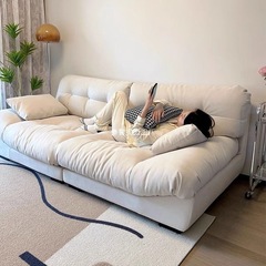 雲の布芸のソファーの客間の新型の小さいタイプの現代の簡単な2人は部屋を借りて寝室をまっすぐに並びます。