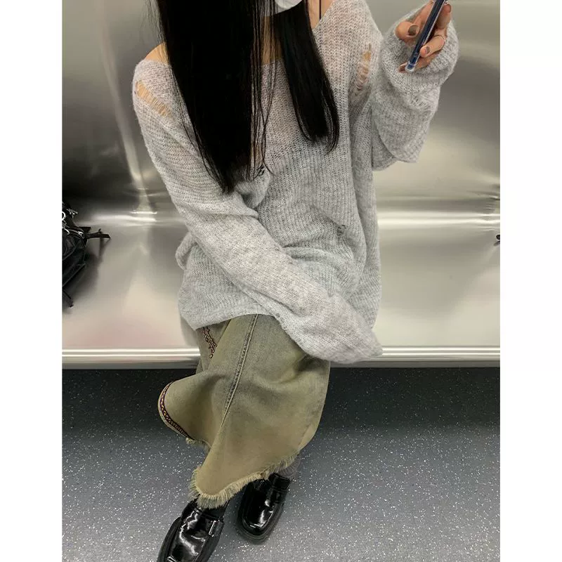 Summer knitted thin sweater, lifting effect, sun protection, loose fit