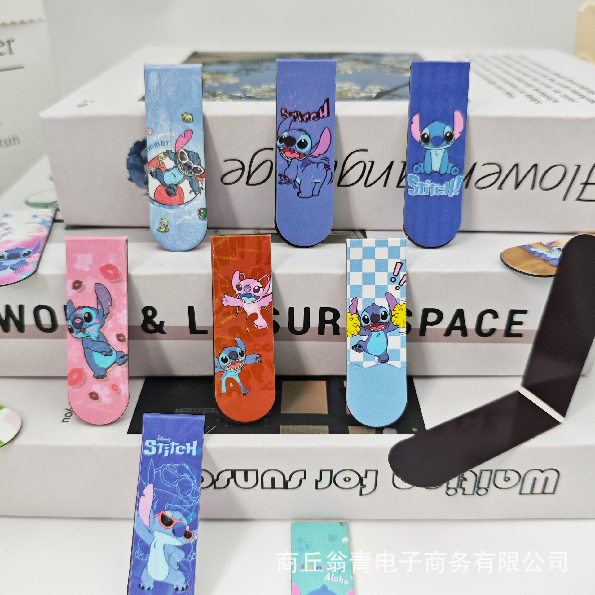 Ventas transfronterizas Hot Stitch 6 en marcadores magnéticos láser de dibujos animados Stitch para estudiantes plegables de doble cara marcadores de clip