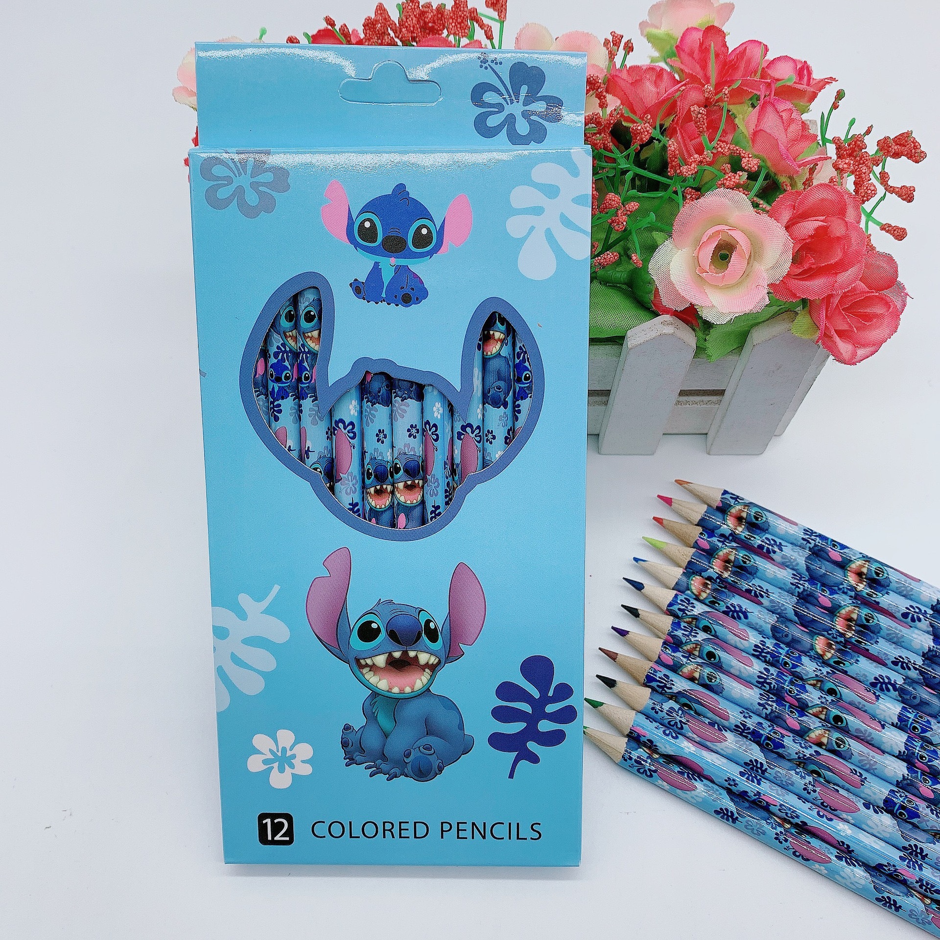 Cartoon wooden stationery painting