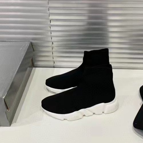 Spring and Autumn New Men and Women High-top Socks Shoes Flat Fashion Trend Elastic Thick-soled Couple Casual Sports Shoes
